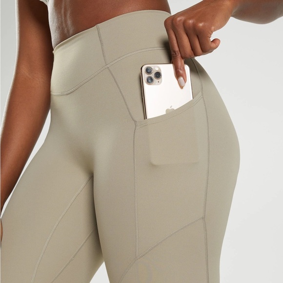 Whitney Simmons x Gymshark Everyday Pocket Leggings - Picture 7 of 7